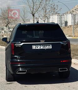 Cadillac XT6